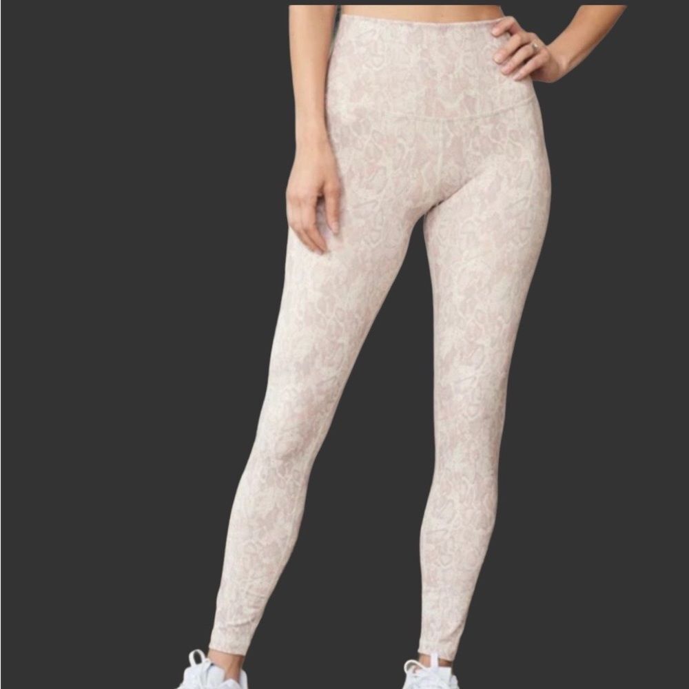 DYI-Define Your Inspiration High Rise PRINTED SIGNATURE TIGHT Animal Sand
